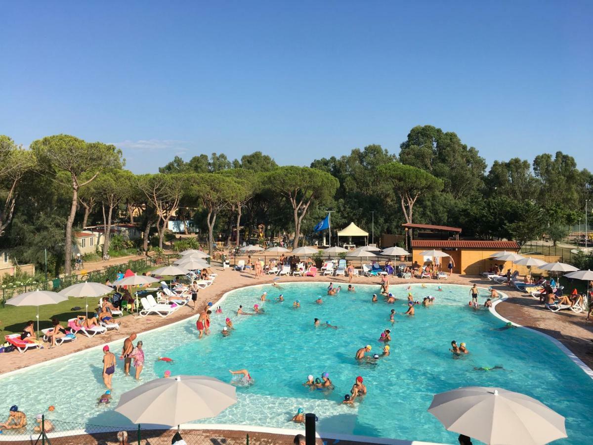 Camping I Melograni Marina Di Bibbona Exterior photo