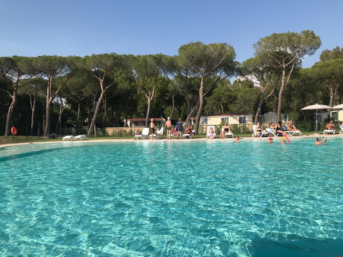 Camping I Melograni Marina Di Bibbona Exterior photo